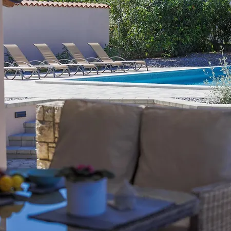 公寓 Hrvatin-2 By Interhome