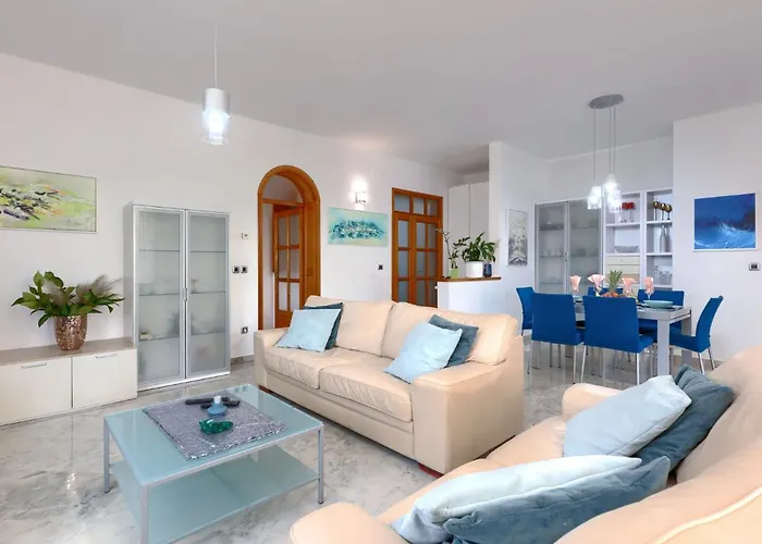 Apartment Hrvatin-2 By Interhome Pula