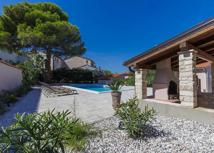 Hrvatin-2 By Interhome *