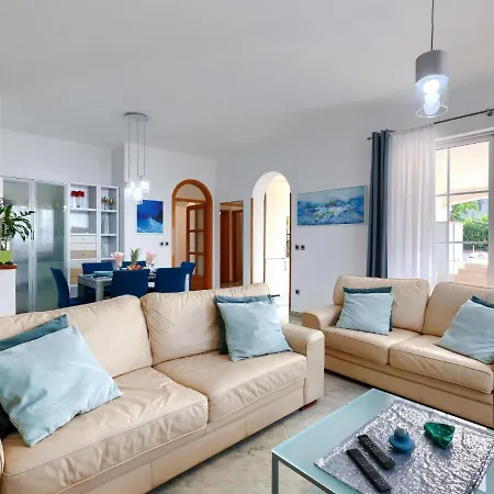 Hrvatin-2 By Interhome 풀라